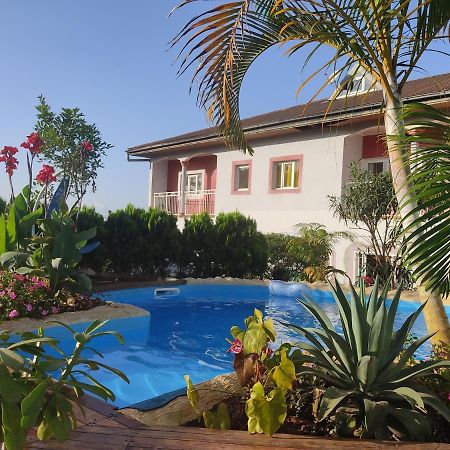 Residence Jardin Tropical Yaoundé Esterno foto