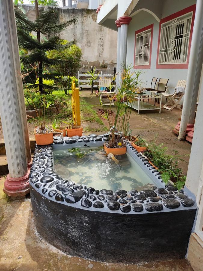 Residence Jardin Tropical Yaoundé Esterno foto