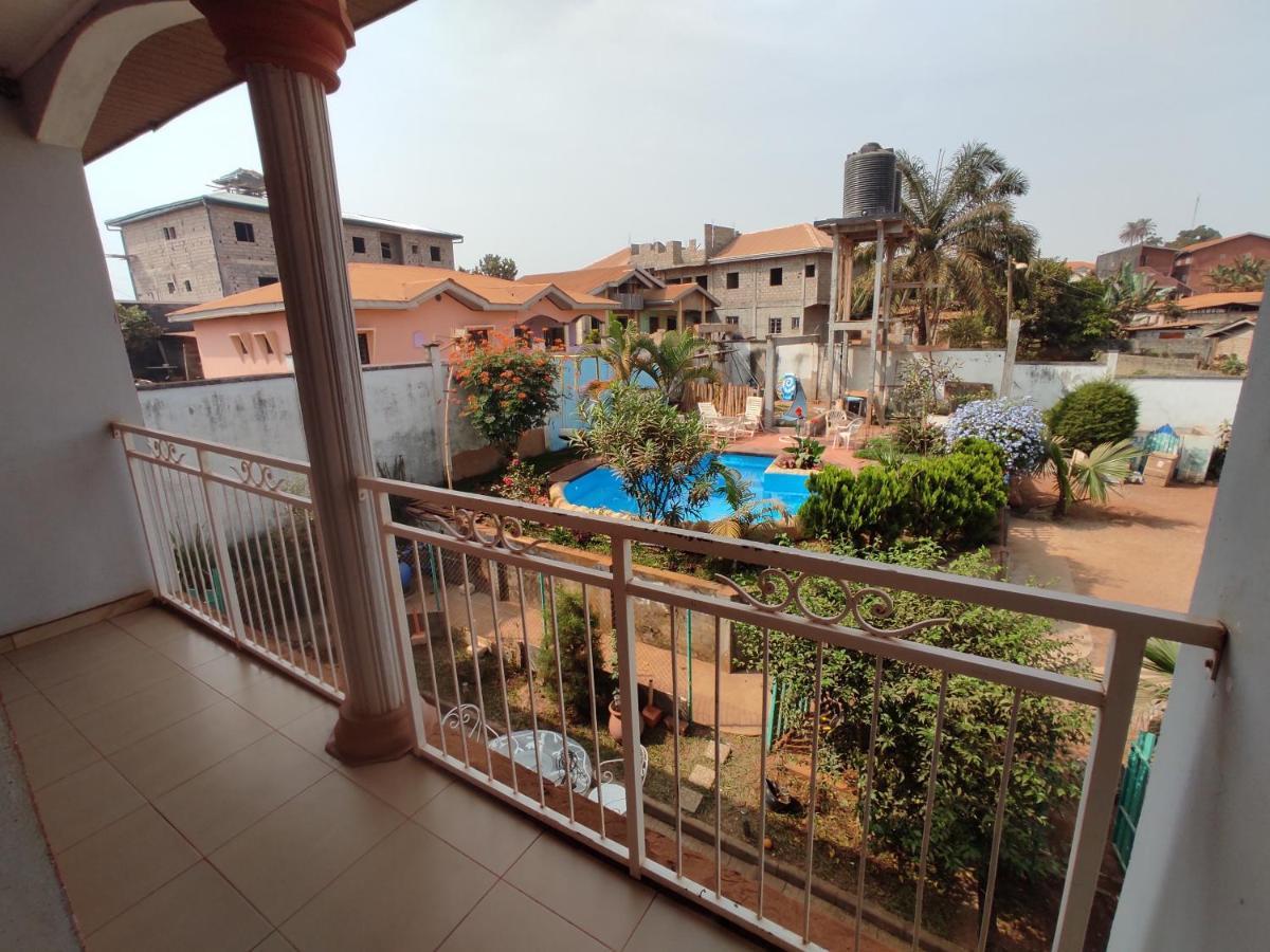 Residence Jardin Tropical Yaoundé Esterno foto