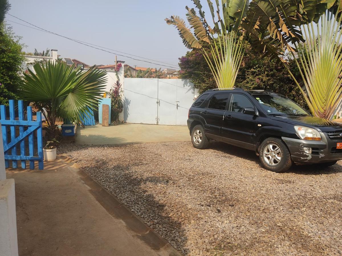 Residence Jardin Tropical Yaoundé Esterno foto